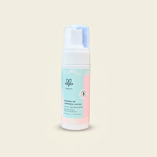 Espuma Facial Limpieza suave y equilibrante con fondo marfil