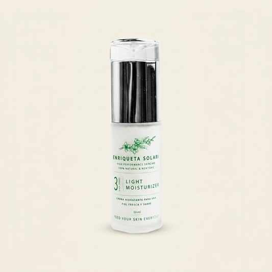 Light Moisturizer con fondo marfil