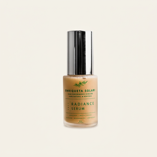 Radiance Serum con fondo marfil
